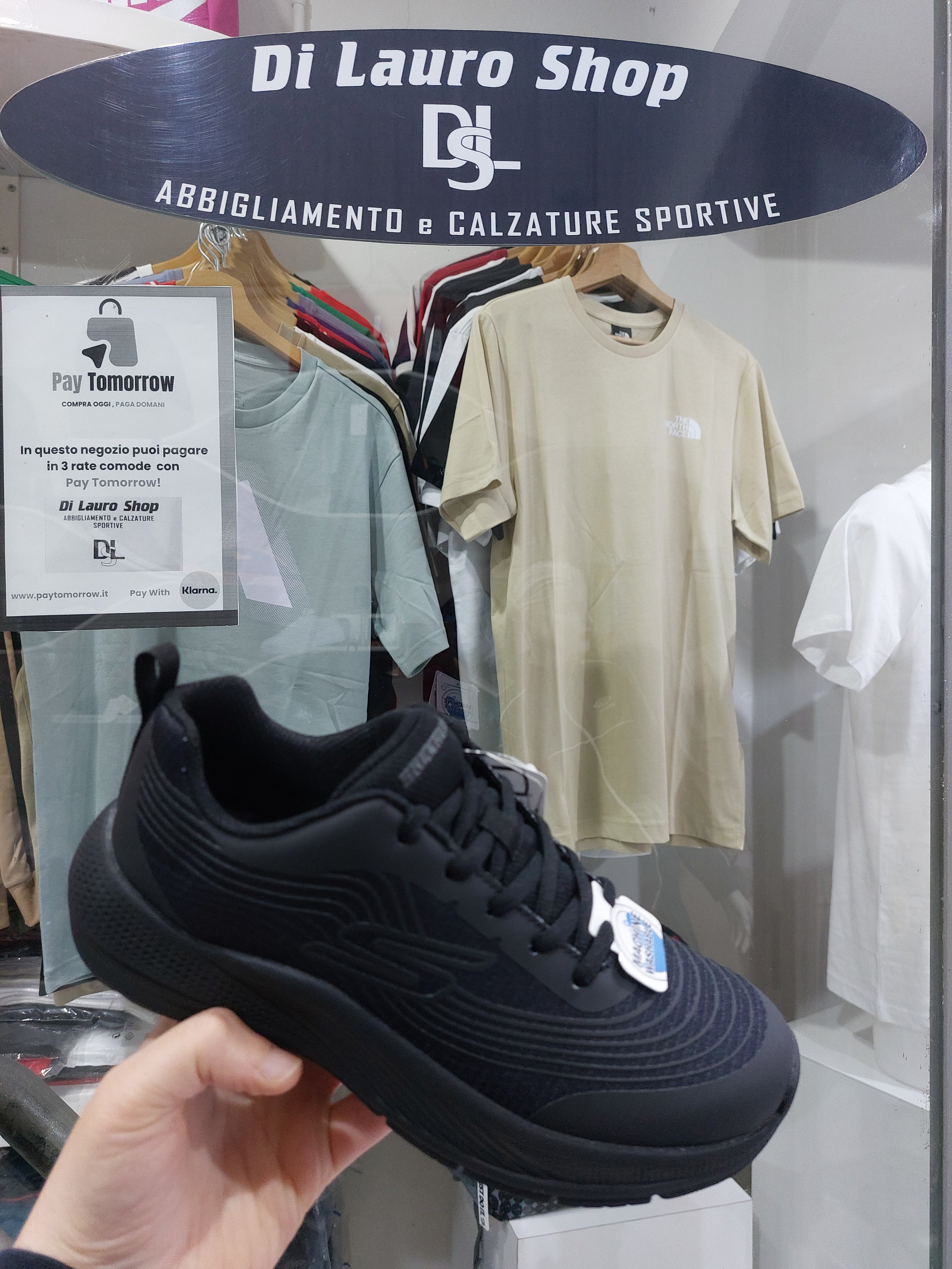 Skechers
